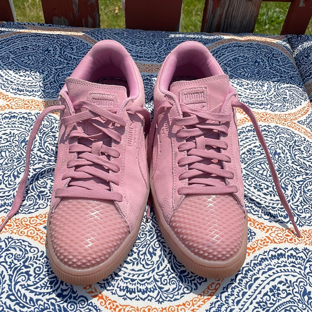 Pink Suede Puma Sneakers with Spiky Toe